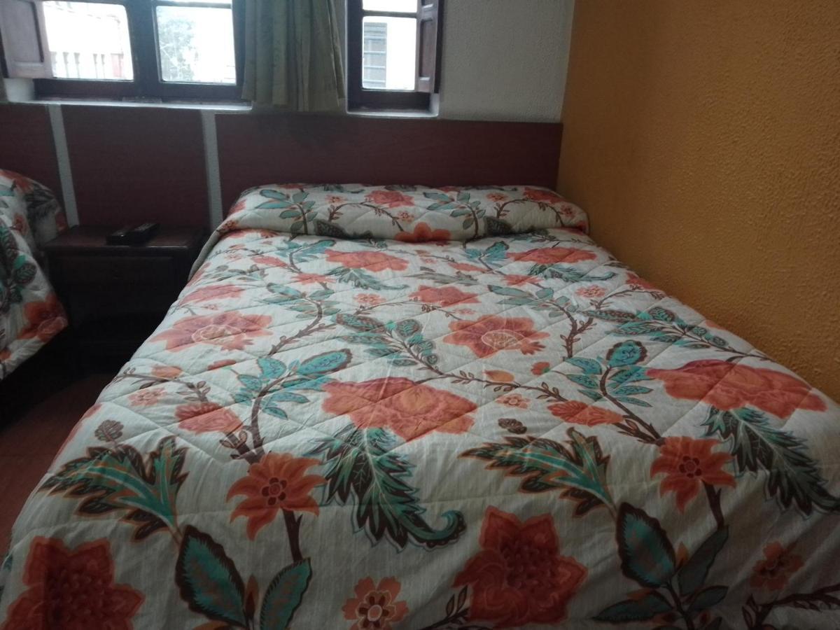 Hotel El Dorado La Candelaria Богота Екстер'єр фото