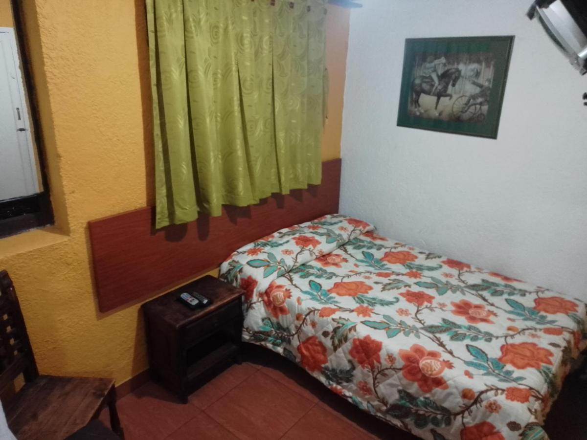 Hotel El Dorado La Candelaria Богота Екстер'єр фото